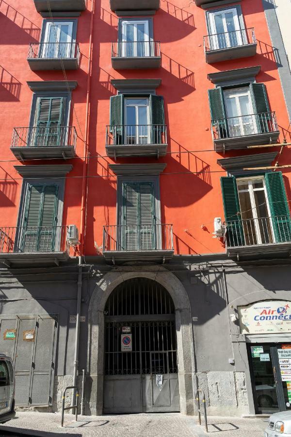 Una Stanza Al Museo Neapel Exteriör bild